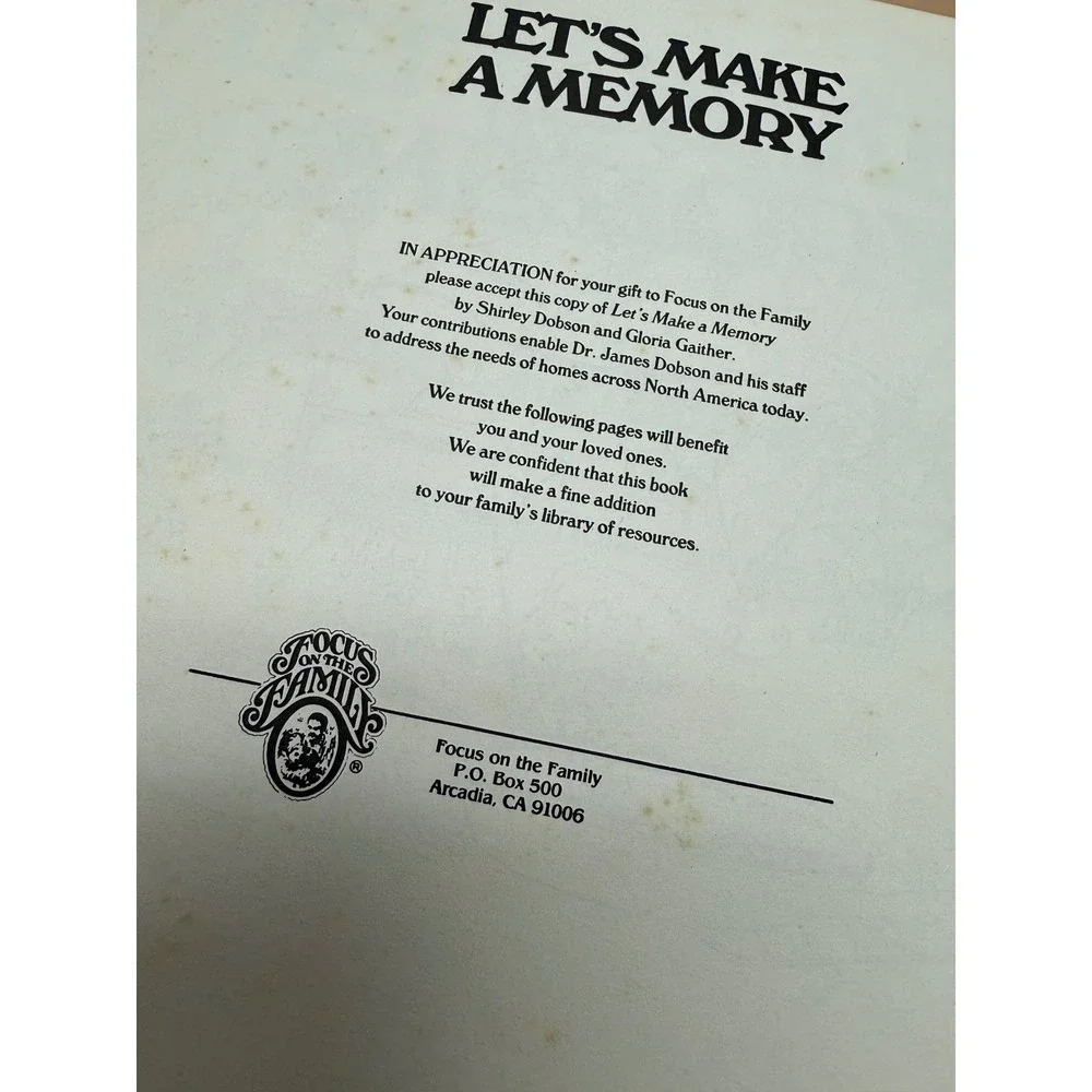 Vintage Let's Make‎ a Memory Gloria Gaither Family Traditions Togetherness Book